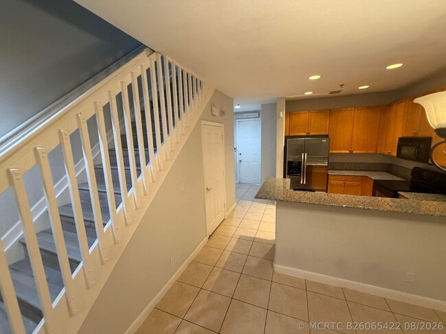 Building Photo - 4673 SW 75th Way
