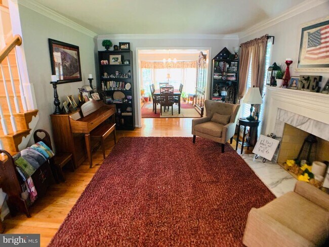Foto del edificio - 8604 Oak Chase Cir