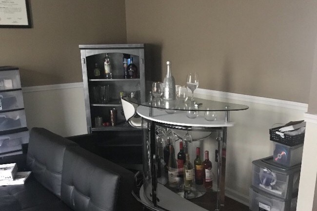 Building Photo - 5705 Waterpoint Dr