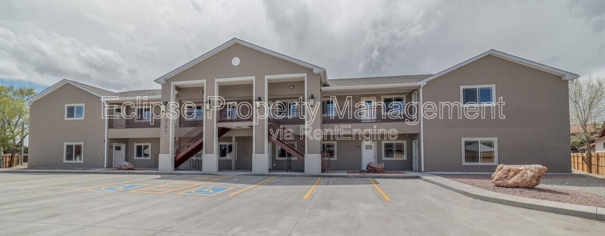 Foto principal - 507 Murphy Dr