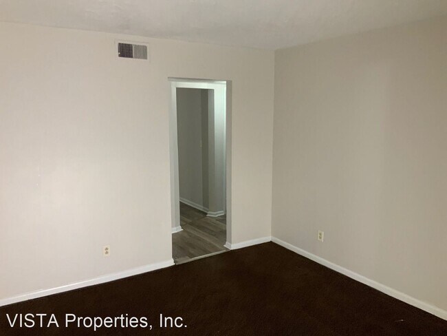 Building Photo - 4911 Saddlebrook Ln