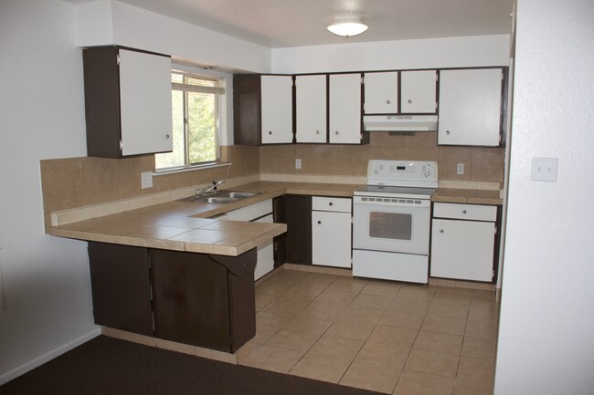 Foto del edificio - 21 Douglas Ln