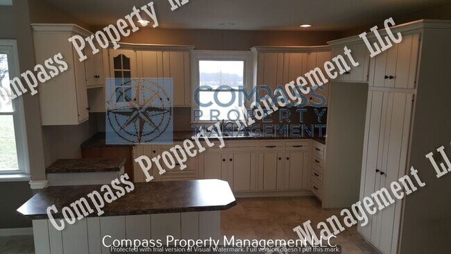 Building Photo - $1,995 - 3 Bed, 2 Bath Ranch Home - Oxford