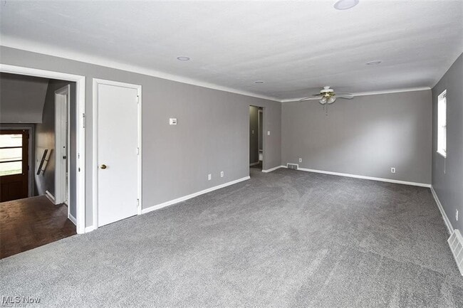 Building Photo - 2344 Westmoor Rd