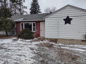 Building Photo - 705 S Taft Hill Rd