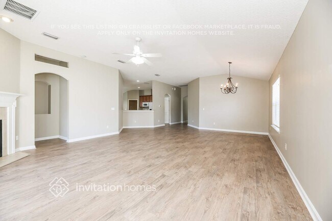 Foto del edificio - 3675 Blue Wing Ct