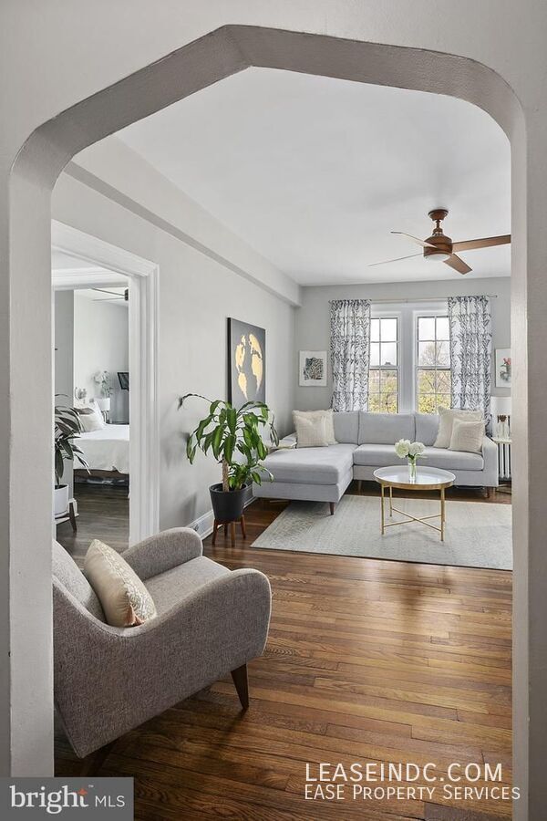 Foto del edificio - 2707 Adams Mill Rd NW