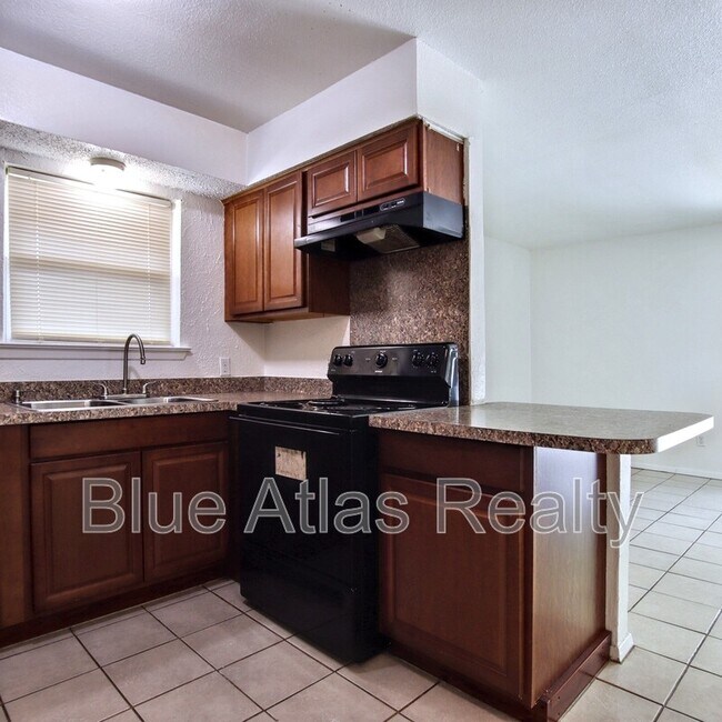 Foto del edificio - 4816 Wellesley Ave
