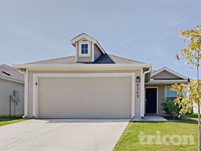 Foto del edificio - 6542 Augustus Magee