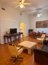 Building Photo - 2737 W Cleveland St