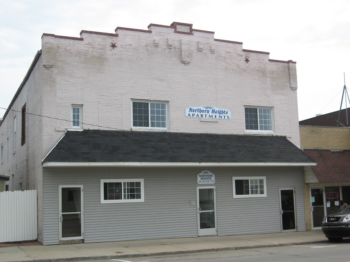 4090 Huron St, North Branch, MI 48461 Apartments in North Branch, MI