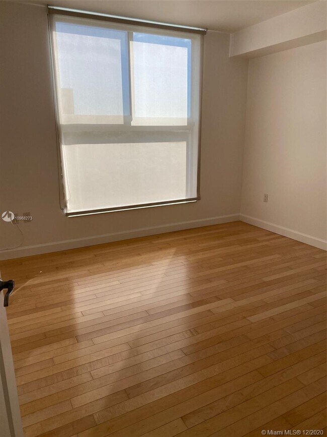 Foto del edificio - 2650 SW 37th Ave
