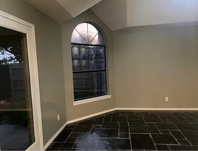 Foto del edificio - 1601 Debby Ln