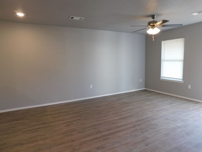 Foto del edificio - New 2 Bedroom Duplex Near University of Arkansas Fort Smith