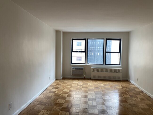 Foto del edificio - 24 E 36th St