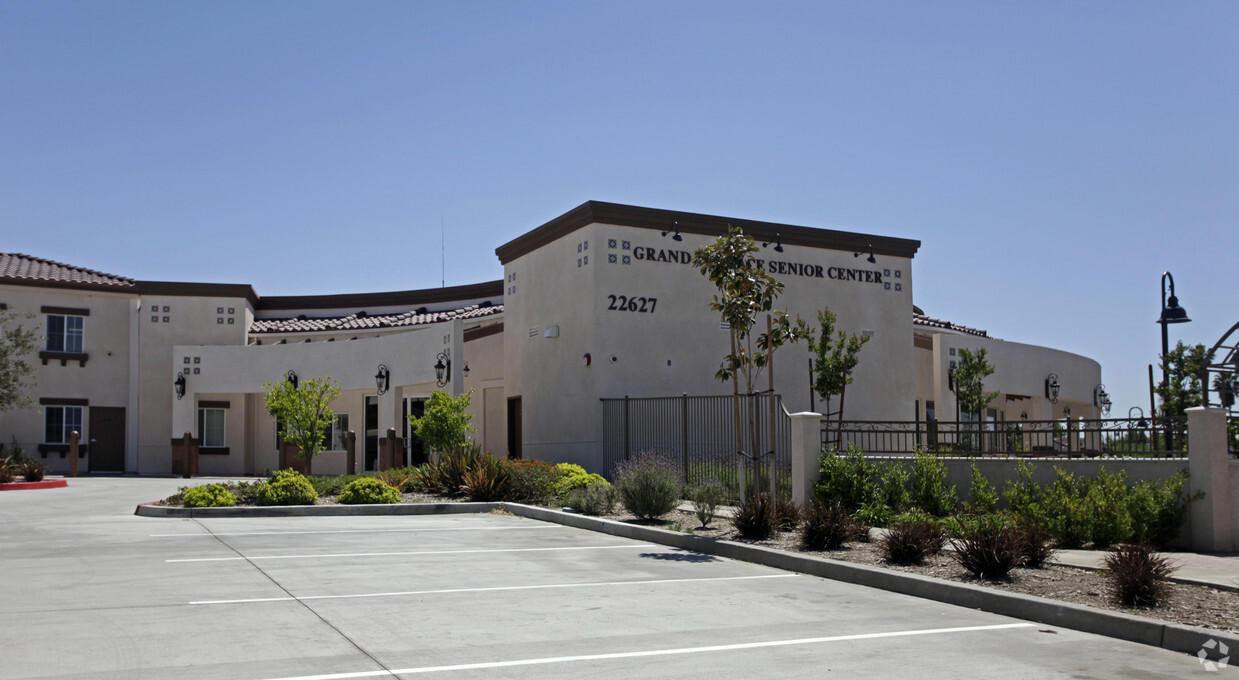 Building Photo - Blue Mountain Senior Villas