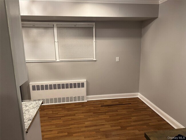 Foto del edificio - 1239 August Rd