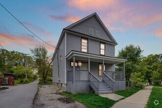 Building Photo - 515 George Ave