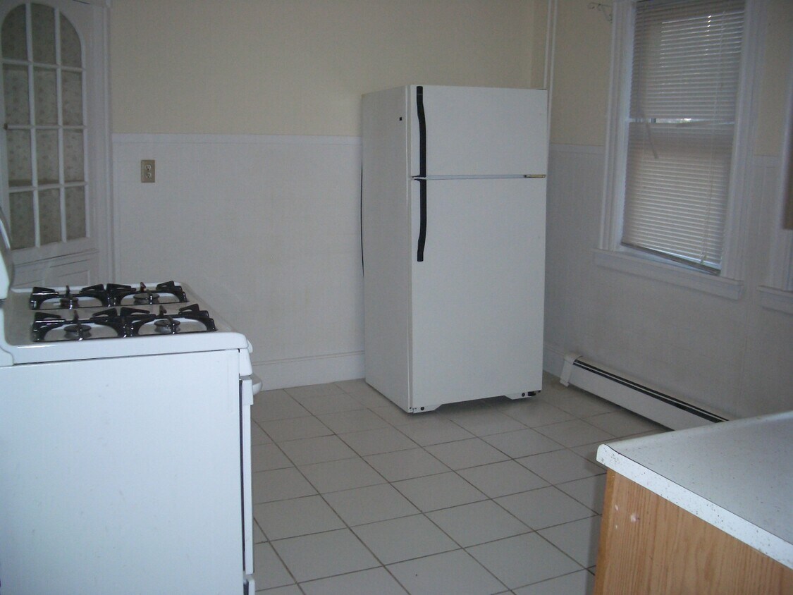 Primary Photo - 1 Tufts St