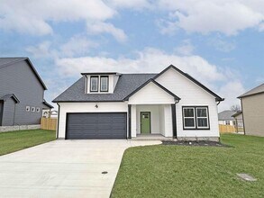 Building Photo - 190 Monaghan Dr