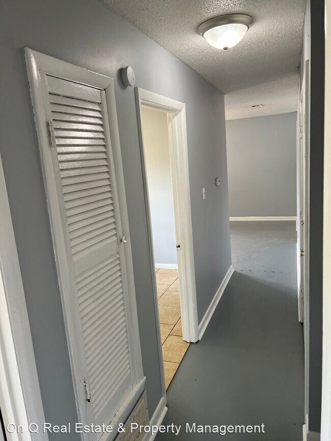 Building Photo - 3 br, 2 bath House - 3600 Race St