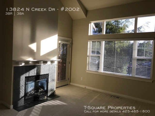 Building Photo - 13824 N Creek Dr