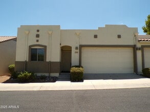 Building Photo - 1755 Oro Dr