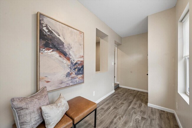 Building Photo - 743 S 52nd St