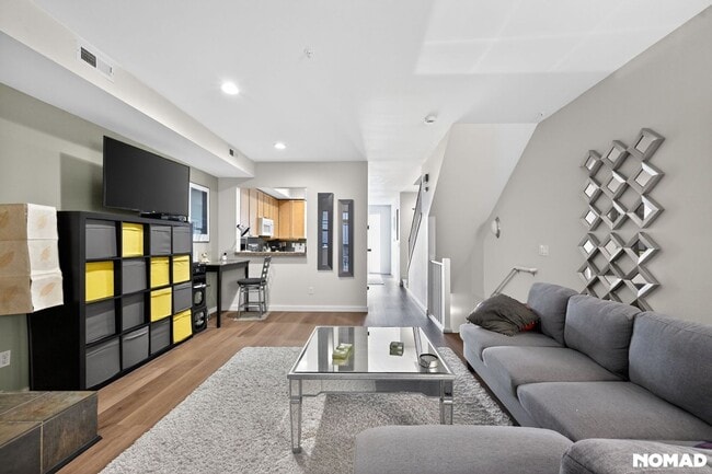 Building Photo - 12735 SE 41st Pl