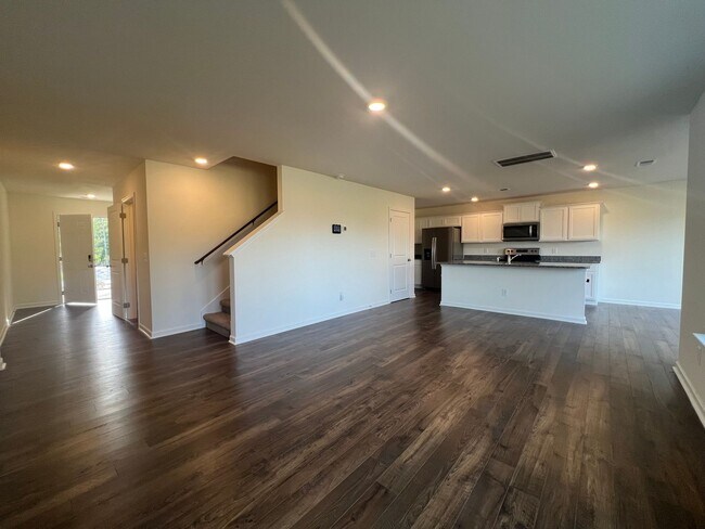 Foto del edificio - Brand-New 4BR Home for Rent in Kingsport – Be the First Tenant!