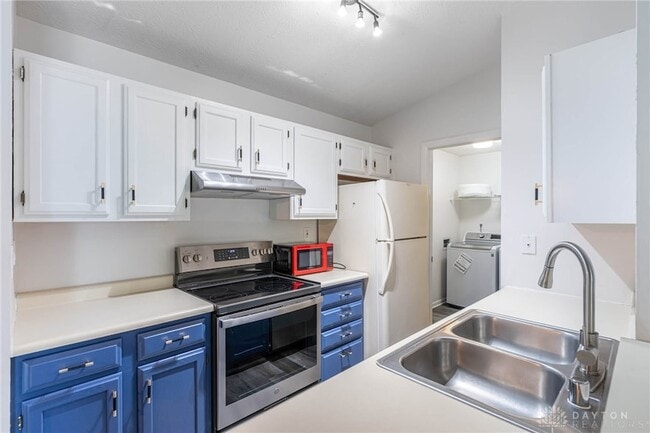 Building Photo - 116 Mallard Glen Dr