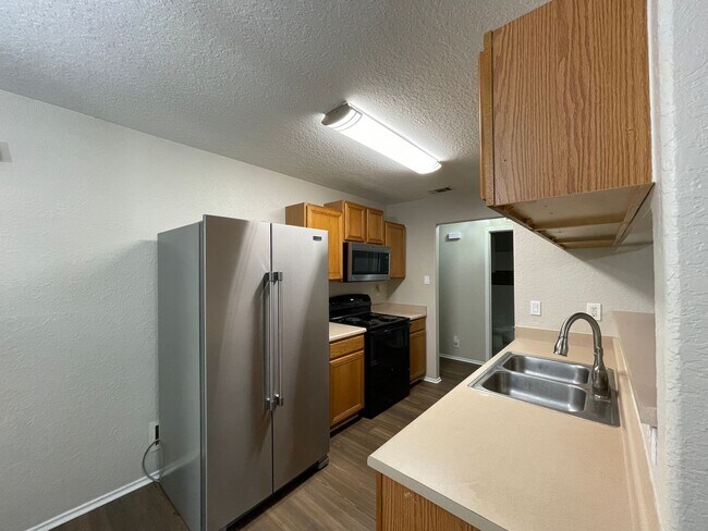 Foto del edificio - Single Family Home For Rent