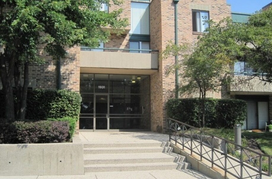 Foto principal - 1931 Prairie Square