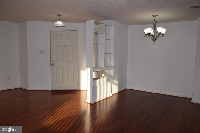 Foto del edificio - 803 Stratford Way