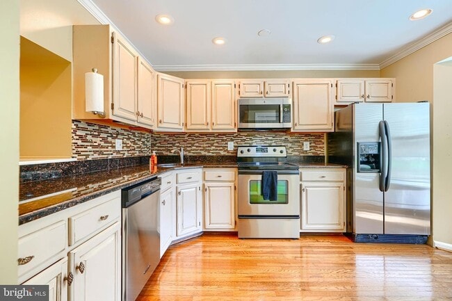 Foto del edificio - 30 Old Forge Ct