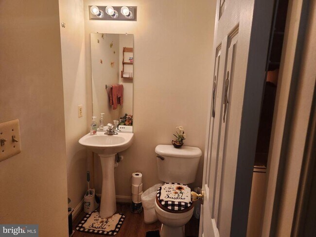 Foto del edificio - 20934 Freedom Run Dr