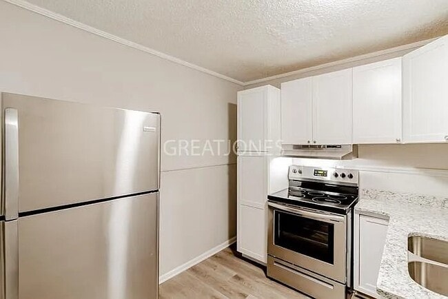 Foto del edificio - 2821 Snavely Ave SW