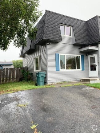 Building Photo - 6900 Cranberry St