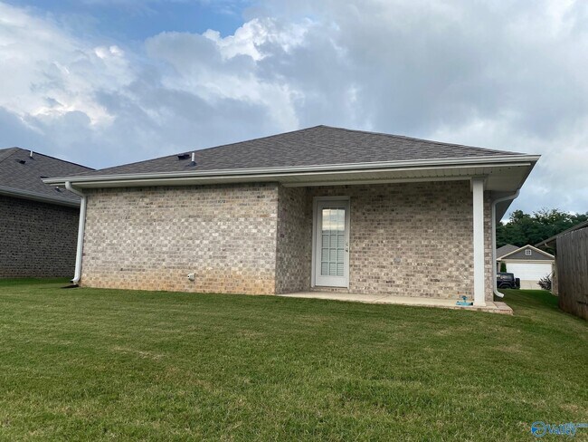 Foto del edificio - 154 BrookLawn Dr