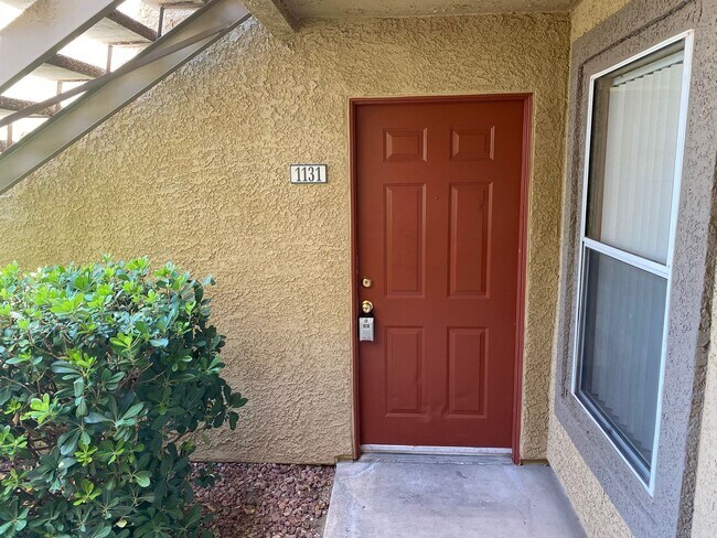 Foto del edificio - 2300 E Silverado Ranch Blvd