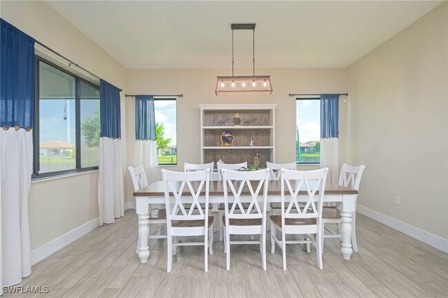 Building Photo - 5073 Rimini Ave