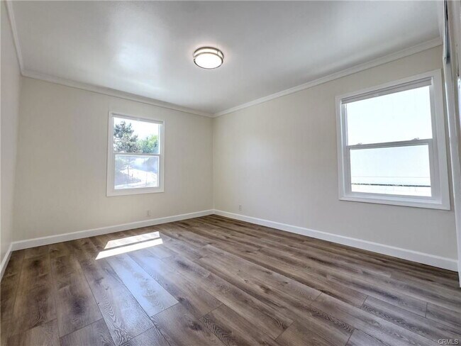 Foto del edificio - 1509 N Meadows Ave