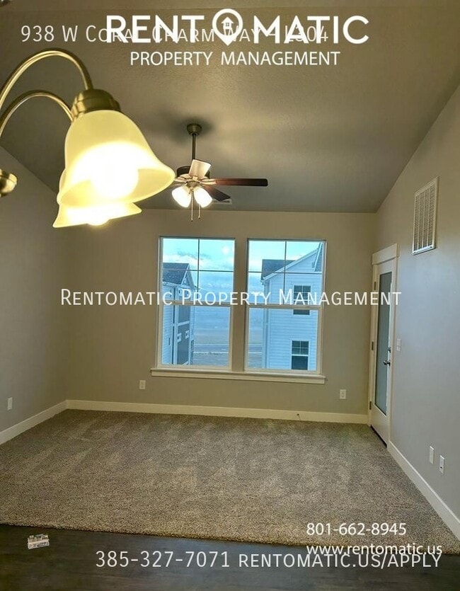 Building Photo - 938 W Coral Charm Wy