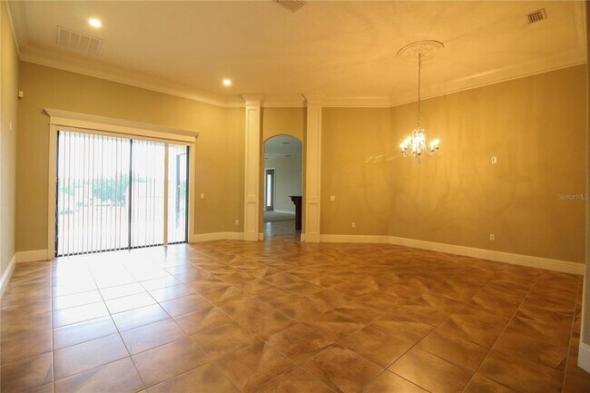 Foto del edificio - 5628 Vintage View Blvd