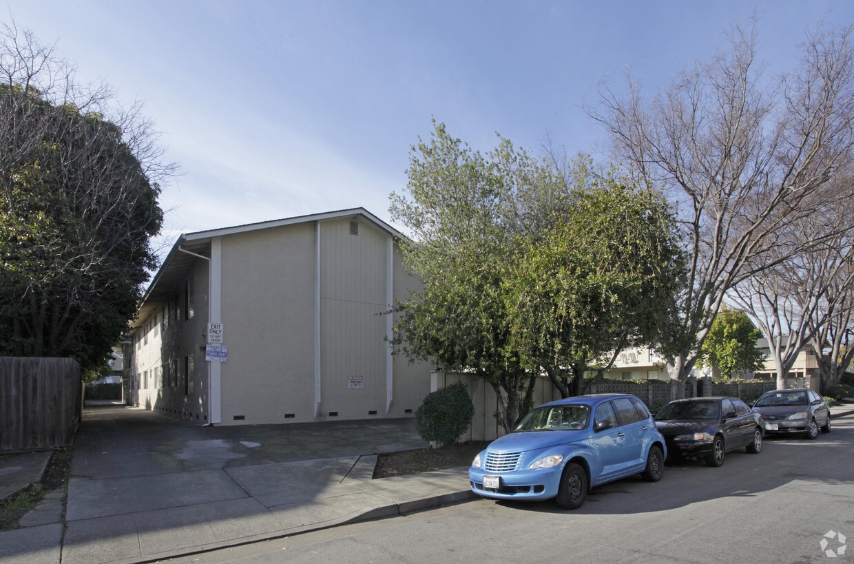 Building Photo - 1240 Washington Ave