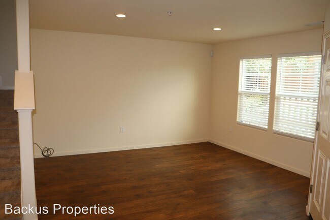 Building Photo - 2 br, 2.5 bath House - 12785 Rogge Village...