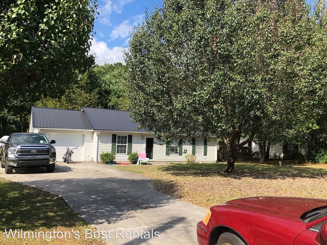 Foto principal - 3 br, 1 bath House - 3213 Hemlock Road