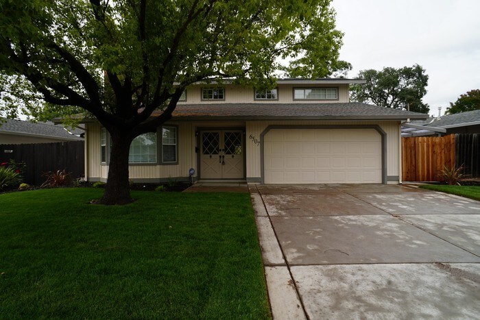 Primary Photo - 6507 Oakcreek Way