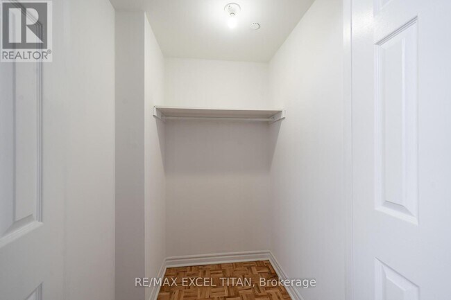 Building Photo - 1407 Dupont St