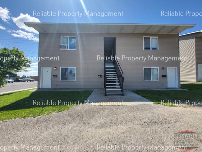 Building Photo - 685 John Adams Pky